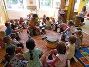 Příběh o bubnu - bubnování ve školce